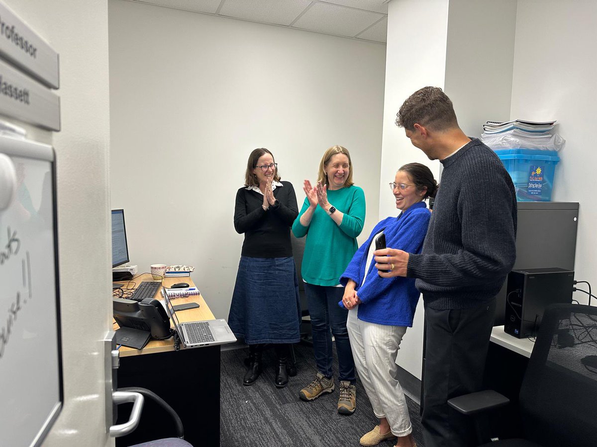 Louise Pearce tweet media