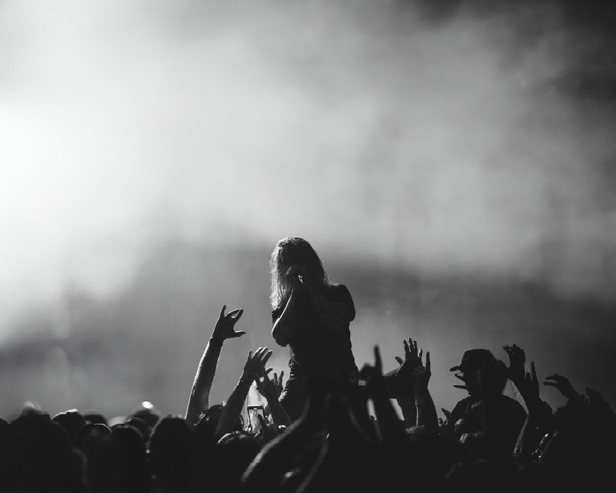 livefromthepitt's tweet photo. Tuesday September 24th, Stage AE got to celebrate 20yrs of 'They're Only Chasing Safety' with Underoath accompanied by Static Dress. 

Review live on the site! https://t.co/1zd9gvQwGn 

📷: Stephen Baksis https://t.co/B44iJJHFTh