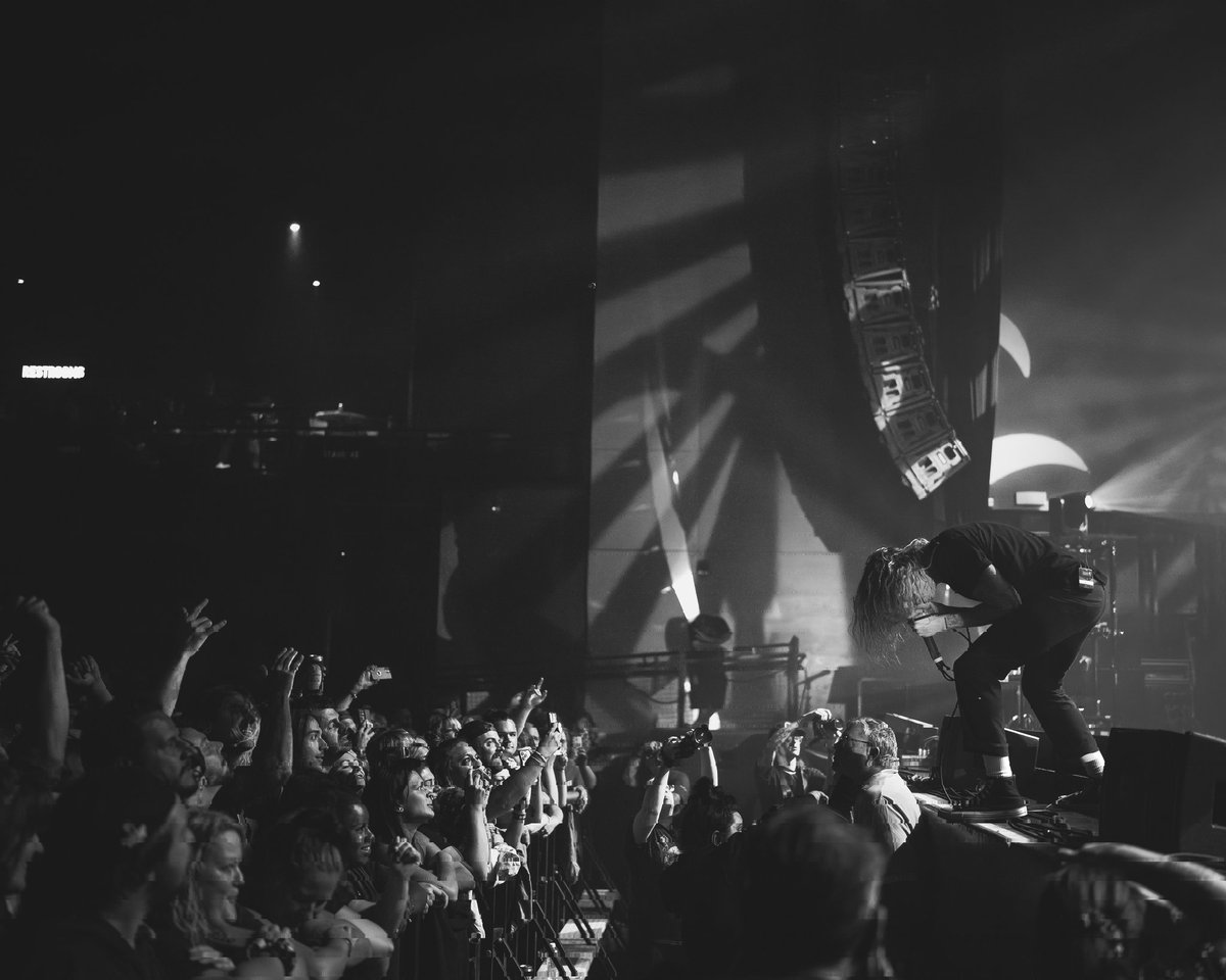 livefromthepitt's tweet photo. Tuesday September 24th, Stage AE got to celebrate 20yrs of 'They're Only Chasing Safety' with Underoath accompanied by Static Dress. 

Review live on the site! https://t.co/1zd9gvQwGn 

📷: Stephen Baksis https://t.co/B44iJJHFTh