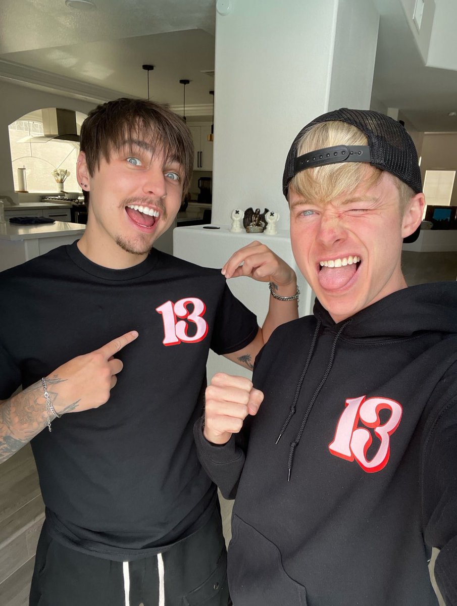 XPLRMERCHDESIGN's tweet photo. Go grab the EXCLUSIVE 13 Million merch while you can! 👉 https://t.co/ozN0KKXaQ5 https://t.co/8fN6B4y2v5