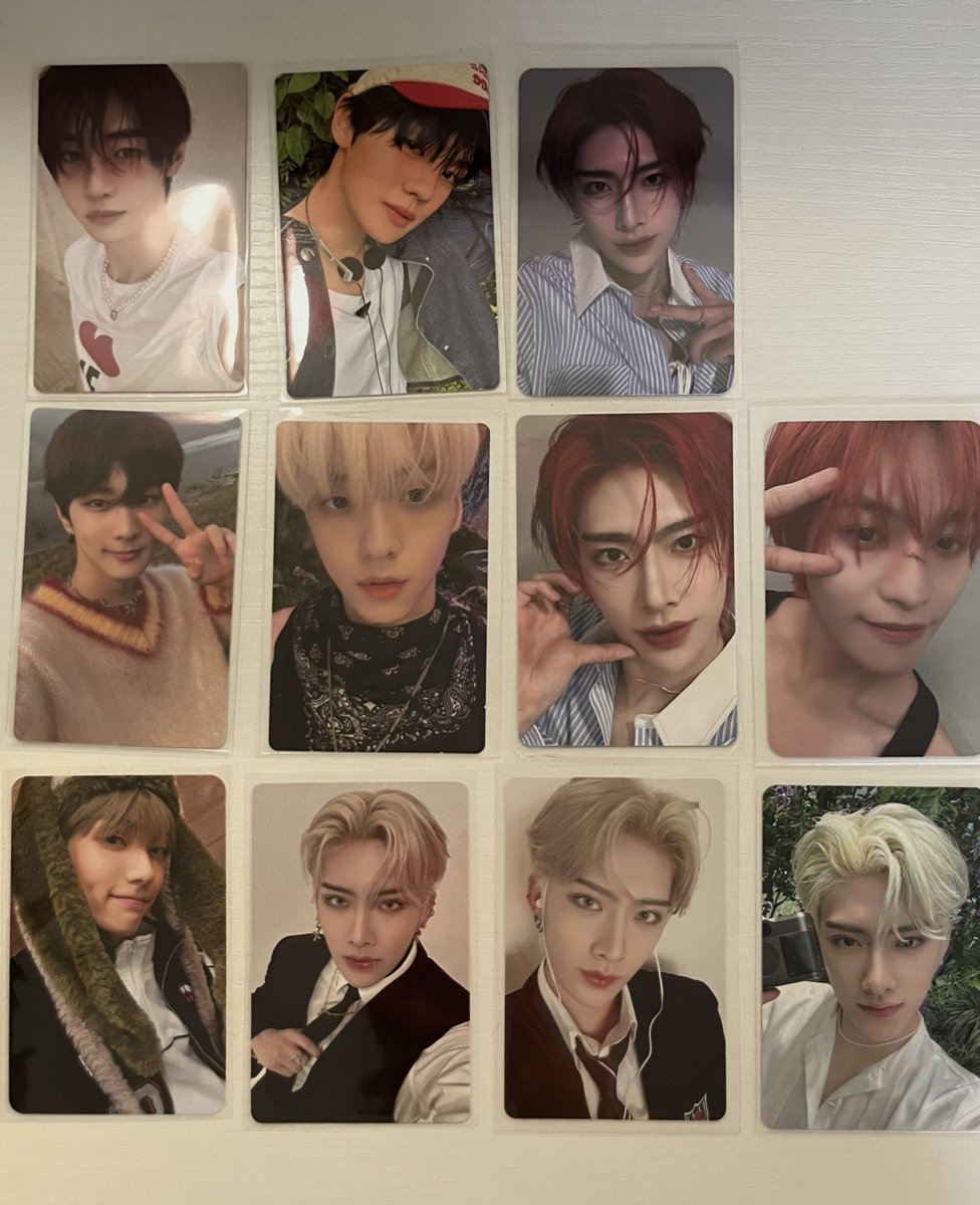 strawberrysoob_'s tweet photo. what i copped at the trading event yesterday 😛 #zb1 #txt #wayv #enhypen #trading #pctrading #kpoptwt https://t.co/qqbJivhwS6