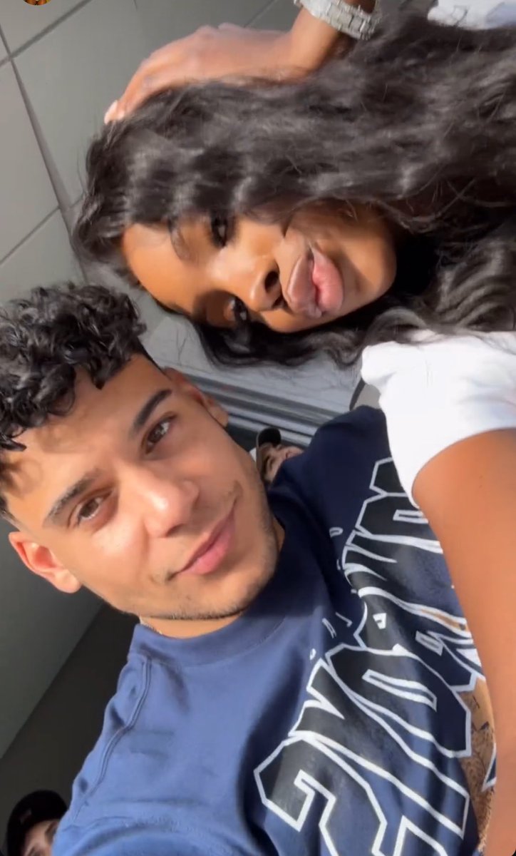 bjpsgyal's tweet photo. 😍😍😍😍#KaNa looking good. 
Sunday Funday 🏈💕

#KeNay #KaNay 🤷🏽‍♀️ faves slay