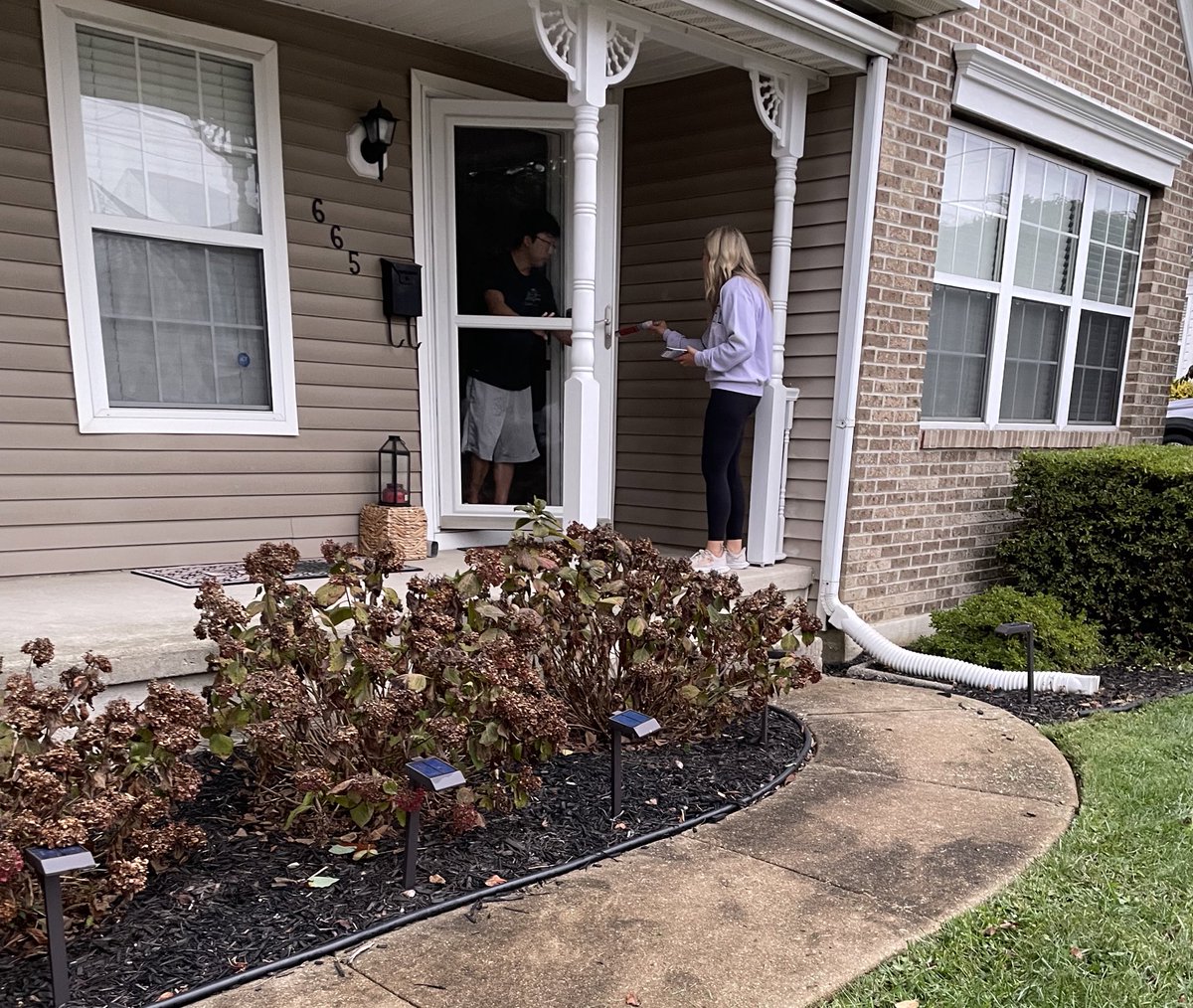 GabMendezPA's tweet photo. Great day door knocking with Ridley Township Commissioner Steve Bidoli today!
Our neighbors are ready to elect a new generation of leadership to represent us in Harrisburg.
#TeamGabforPA #HD162 #RidleyTownship https://t.co/8DNq6L9fKe