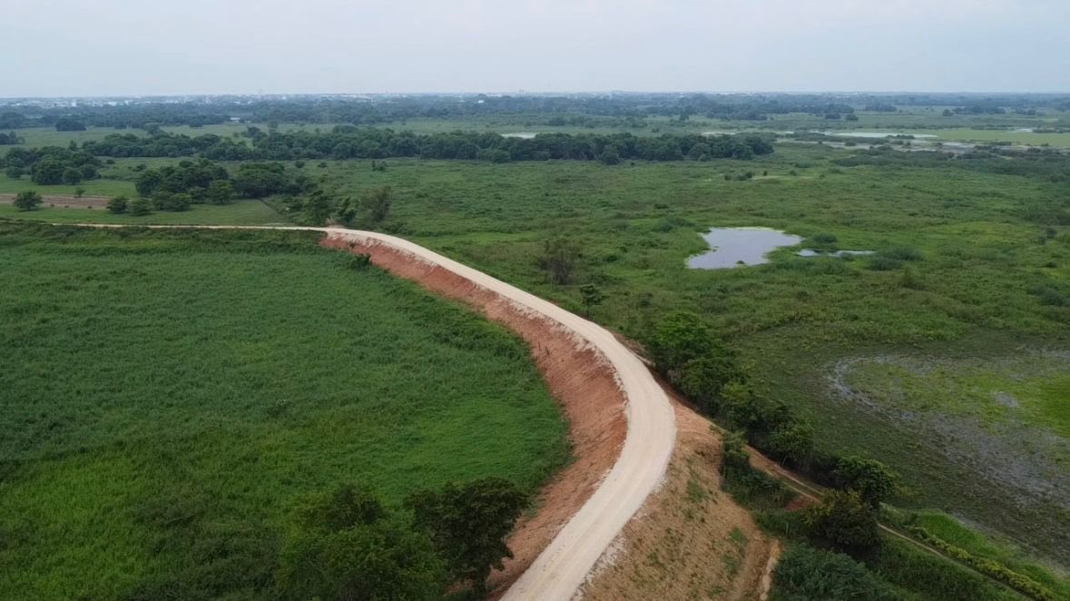 Informo a los tabasqueños que hemos concluido la Rehabilitación del Bordo de Protección del Río Grijalva en el tramo Monal I y II, en Centro. Con una inversión cercana a los 15 millones de pesos, realizamos desmonte, compactación y construcción de base hidráulica …
(1/2)👇