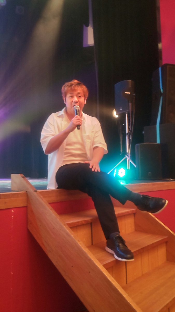 pOQcoKBW7r5ICGy's tweet photo. トオルさんワンマンライブ  
#LIFEISSTILLBEAUTIFUL より
川勇介さん😄 https://t.co/R6pNkuiZfq