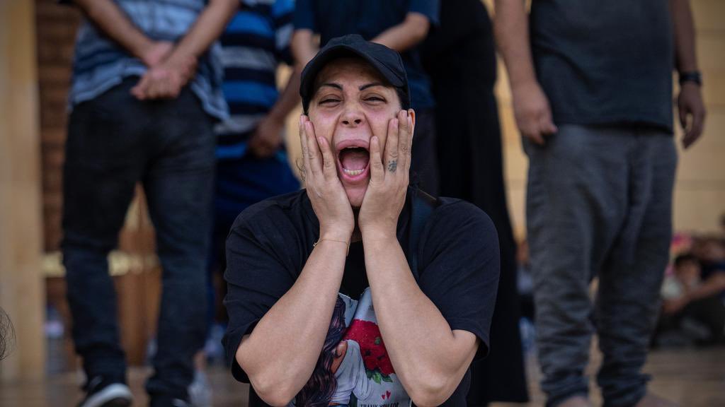 Why is it every news channel and many newspapers showed the same woman mourning Nasrallah? Was she the only one upset by the death of the terrorist? #NasrallahDead #Lebanon