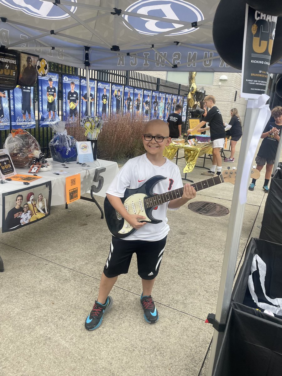 Tell me about last night…💛 Another year, another successful Noah Kotlarek Champions Cup. Thank you to everyone who helped make our 2nd annual event an amazing success💛🦌 #kickingchildhoodcancer