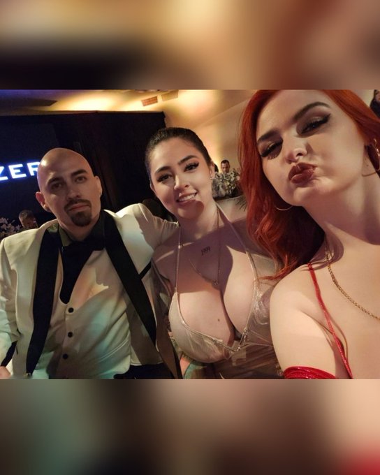 2 pic. My dates for the @Brazzers 20th anniversary gala 

@MaoMpix & @sammyxtorres https://t.co/BGmf