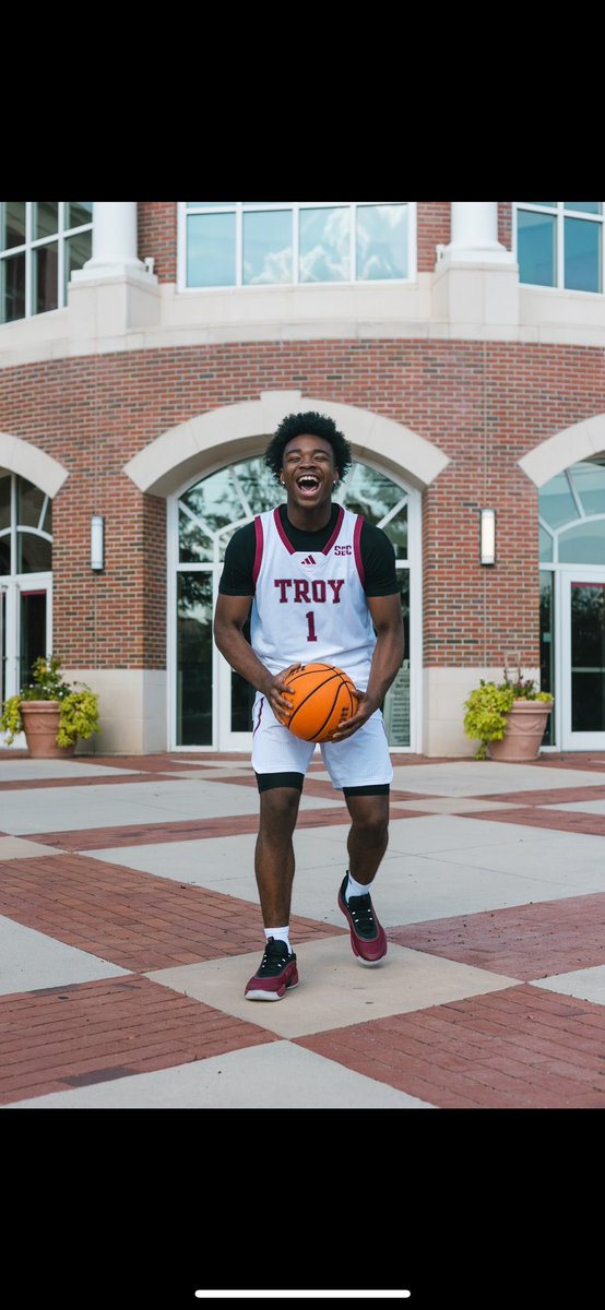 ballinwithdae's tweet image. Go Trojans⚔️?
#AGTG#takethestairs#notcommited
