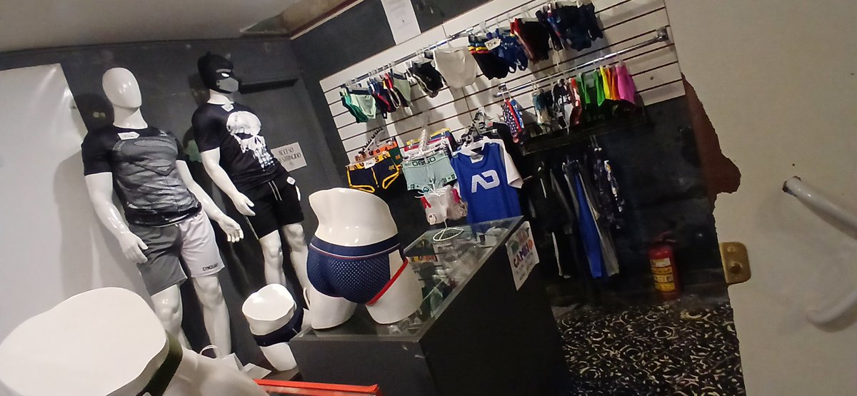 Samietalal's tweet image. Ya estamos por @menstetic_sauna caigan pues 🔥