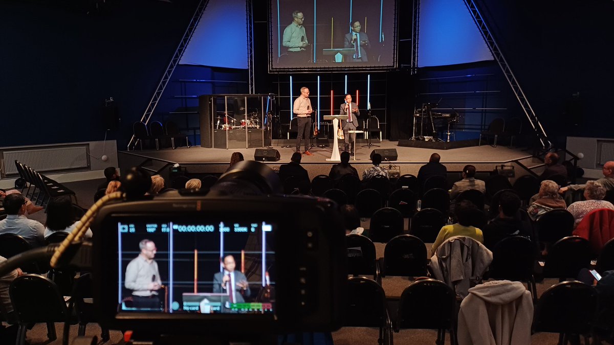 Timothycho08's tweet photo. A blessed Sunday spent with the E5 Church congregation in #Bristol. Thank you for the warm invitation! #OpenDoorsUK https://t.co/I6XcuYAJlJ