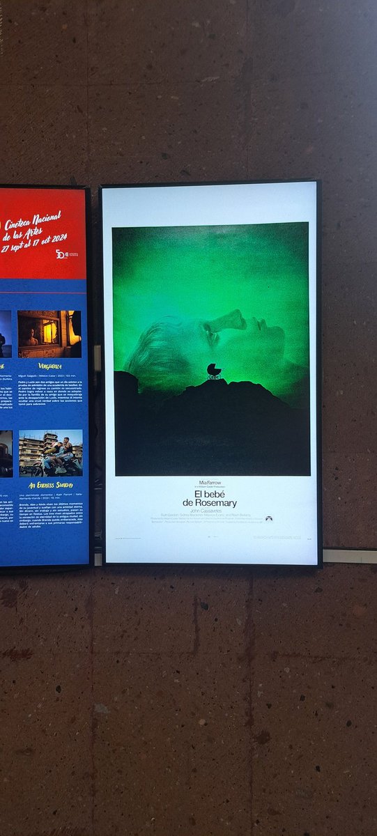 Politica_Basica's tweet photo. Hoy fuimos a la nueva Cineteca Nacional que el Presidente inauguró en el bosque de Chapultepec.

No había funciones que ver. Todavía no es funcional.

Así que cruzamos la ciudad y fuimos a la Cineteca Nacional de las Artes para ver el bebé de Rosa María (1968).

Y es que así es la Ciudad de México. Tiene monopolizada la inversión federal en cultura; cuenta ya con tres cinetecas que de "nacionales" tienen nada.