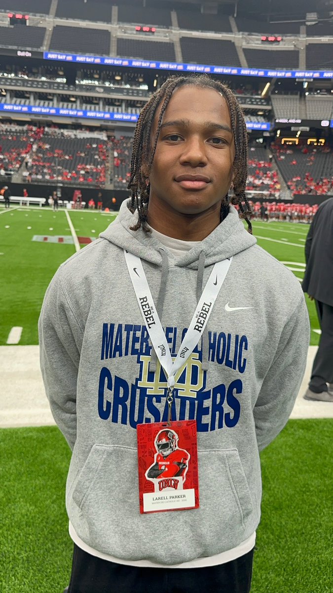 LarellParker's tweet photo. Thank you @Coach_Odom and @unlvfootball for the game day experience. Watched big bro @CoreyThompsonjr and the Rebels win over Fresno.🔴⚫️
#b13ssed #studentath13te
@mdcrusadersfb @rashard_cook @CoachCooperUNLV https://t.co/4wRFh9TSKm