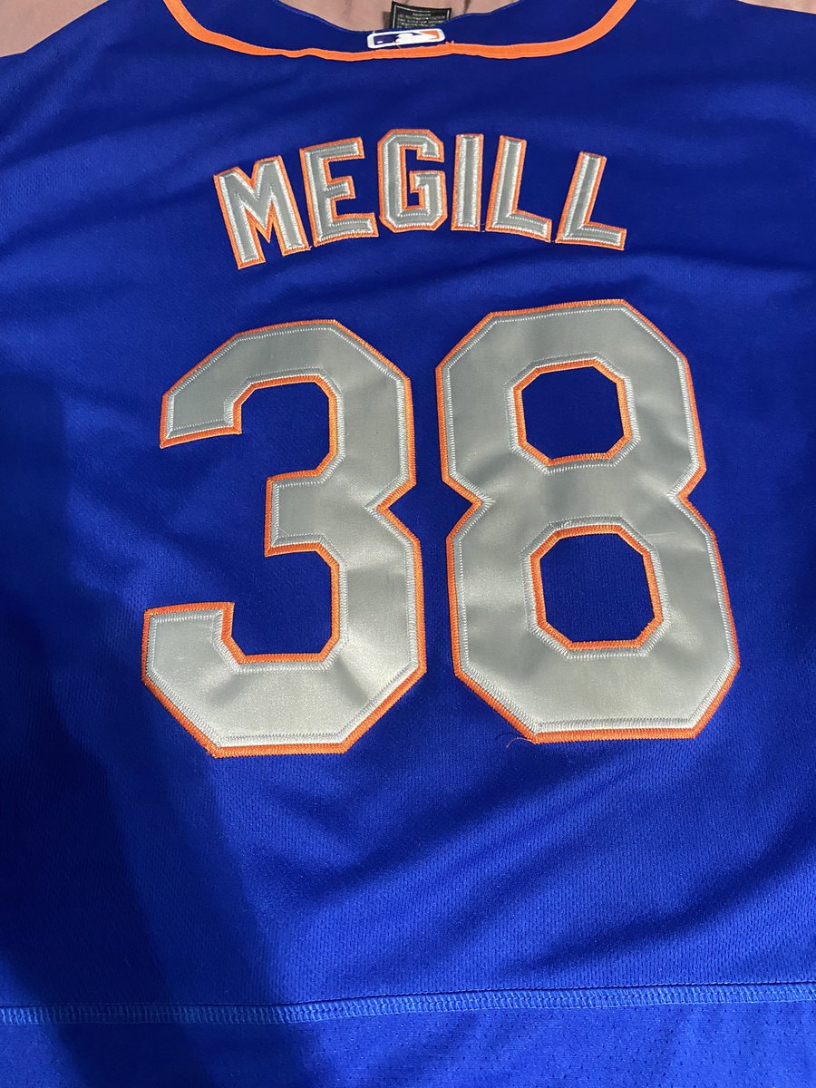NotSlimNorShady's tweet photo. @MeekPhill_ I kno I can’t be the only one to hv Megill gear. Let’s see the 💧 https://t.co/sNIkAe7Fm2