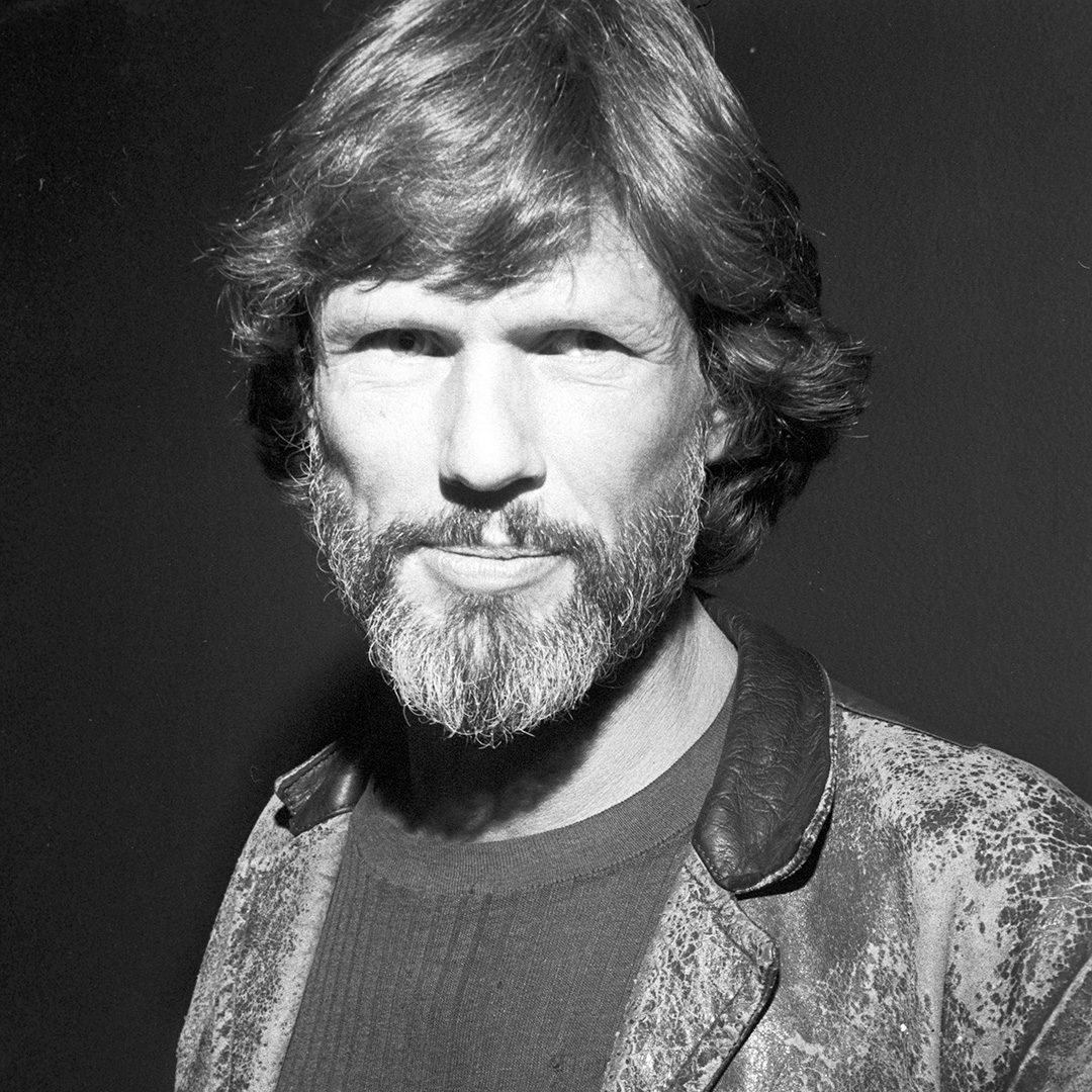 We are saddened to learn of the death of Kris Kristofferson, a legend of the outlaw country music movement. The Texas native was a brilliant songwriter, responsible for “Me and Bobby McGee,” “Sunday Mornin’ Comin' Down,” and “Why Me,” among others. 
Photo: Ralph Dominguez via AP