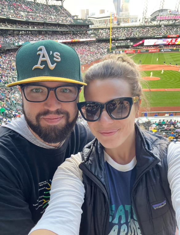 WStrausbaugh's tweet photo. The A's have been an important part of my life since I was 5. My summer family. This has all been devastating, but I'm grateful for the greatest fans, friends and memories. And I'm so glad I was there to see the last Bay Bridge series and the last game in Oakland A's history. https://t.co/EWx2iMVUY6
