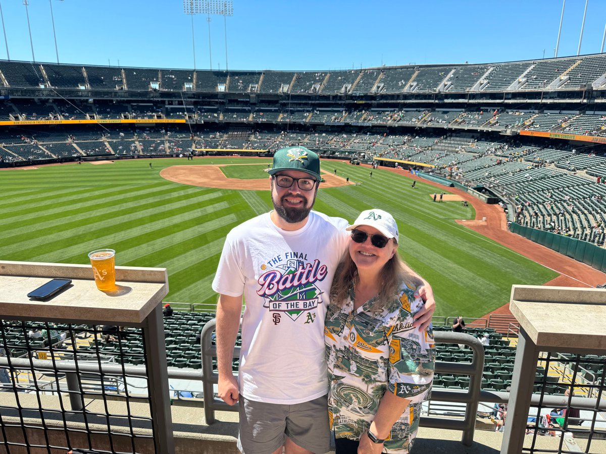 WStrausbaugh's tweet photo. The A's have been an important part of my life since I was 5. My summer family. This has all been devastating, but I'm grateful for the greatest fans, friends and memories. And I'm so glad I was there to see the last Bay Bridge series and the last game in Oakland A's history. https://t.co/EWx2iMVUY6