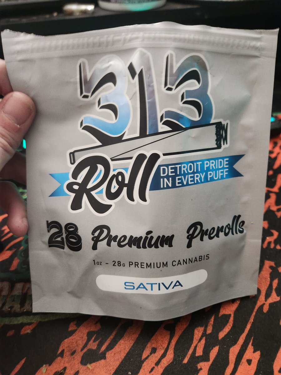 DaTxSiKxIrisHH's tweet photo. Yea love coming home to this surprise from the wifey
#SMOKESOMETHING https://t.co/taemmD7S8z