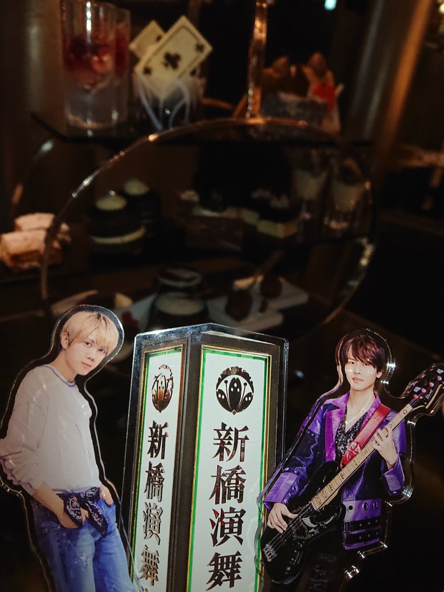 0409ptiffa's tweet photo. 祝✨MOZART！🎹東京千秋楽
祝✨MASSARA🎨千秋楽
観劇後お祝いしてきた😂
楽しい週末、ありがとう💗💜 https://t.co/4s7jKRe6hm