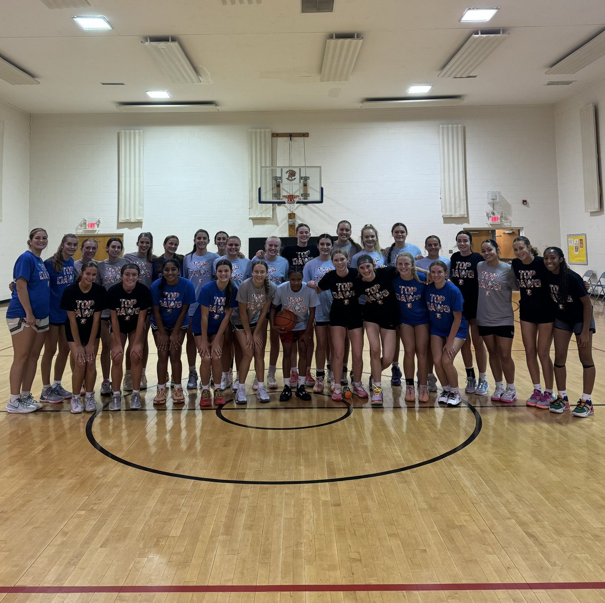 Unleashed717's tweet photo. As we catch our breath from one of the biggest weekends in UP history we are more impressed than ever by the UNLEASHED FAMILY. 

Thank you to the 80+ ladies and 15 college coaches who showed up for a big time weekend of basketball. 

Growing the game &amp; everything is 100% EARNED! https://t.co/CNnRF9vFjj