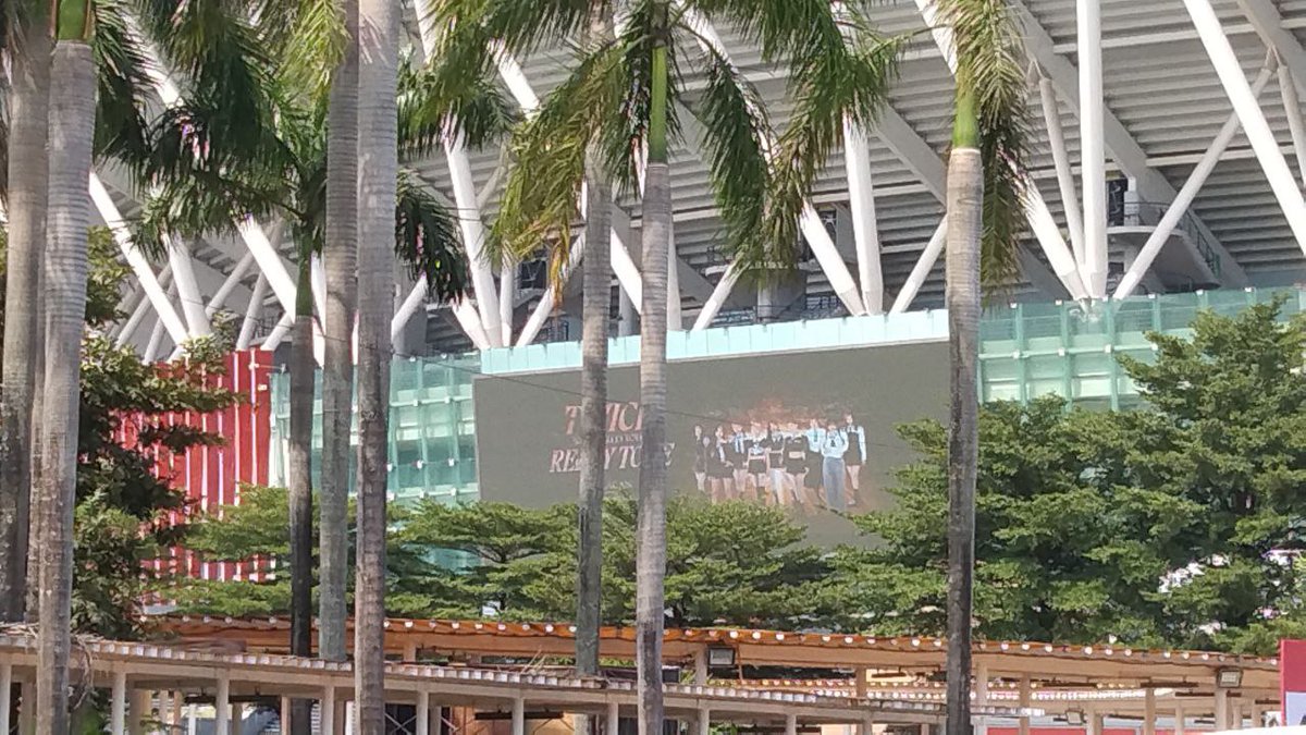eciwtenin's tweet photo. 1 year since RTB Bulacan Day 1🥺🩷 Miss youuu @JYPETWICE 😢😢🫶🏻 https://t.co/WgZtu6SdMm