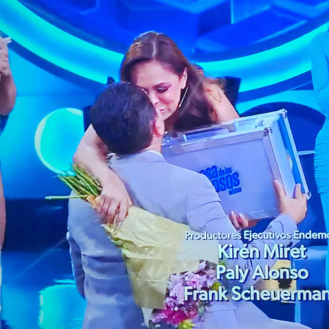 ¡CONFIRMADO! MAYITO LE ENTREGA A SU ESPOSA EL PREMIO DE LOS 04 MILLONES DE PESOS COMO REGALO DE ANIVERSARIO. 😱🏆🏅 #LaCasaDeLosFamososMx #Mayito