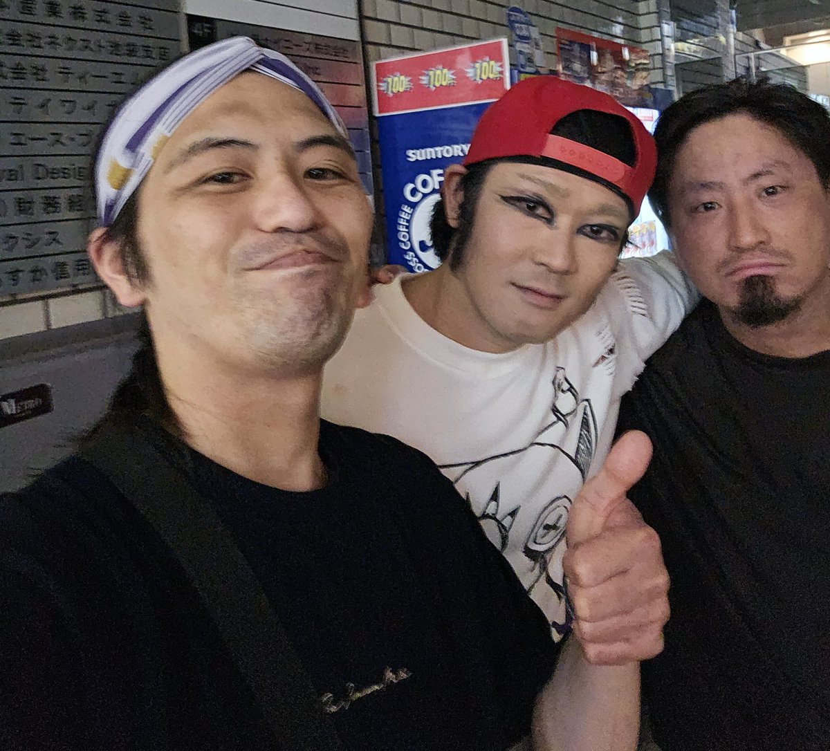 ikevo0601owner's tweet photo. 先日は池袋Admにてハシグチカナデリアさんの主催イベント🎶色んなバンド見れて楽しかったぜ～✌️

#池袋東口ボーカルスクール
#ハシグチカナデリア
#DRAQEDEN
#池袋Adm https://t.co/Y1kOvAz0Hl