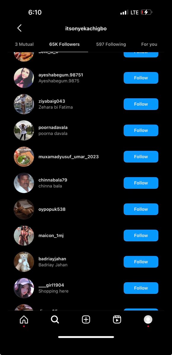 cryptokinzz's tweet photo. @daniellamadu Onyecow sorry Onyeka even with the bought followers cannot even reach half of Victoria. Go to her page and see her engagement, and compare that to Victoria then you can come here and cry later. https://t.co/lG28dboe64