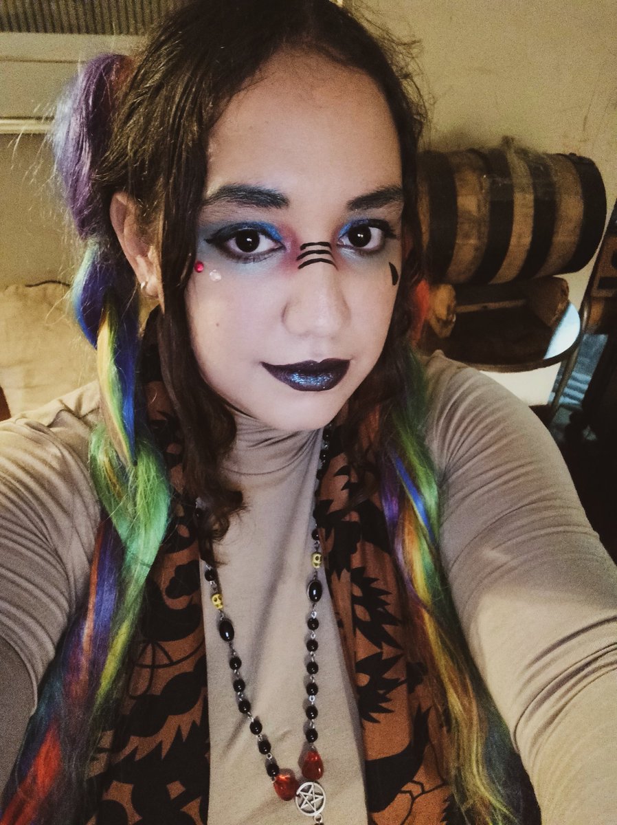 koosuejin's tweet photo. Had a stream last night... It made me happy! I love being the storyteller<3 https://t.co/hIE1dUNkLz
