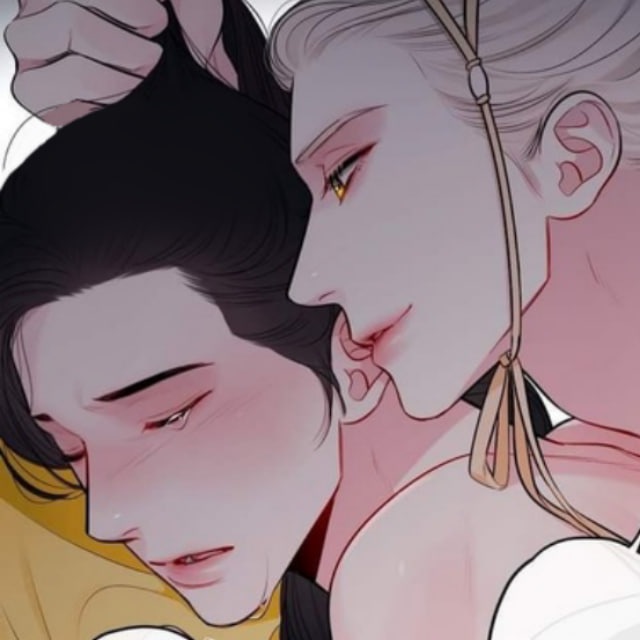 herastrid2233's tweet photo. Yo después de leer esta novela donde un emperador hace concubina a su hijo por mandato del cielo, pero el emperador planeó todo desde que su hijo tenia 15 años desde hacerlo su concubina y embarazarlo https://t.co/eoRyuPaeJ4
