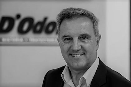 lexurbangroup's tweet photo. In Memoriam. Falleció Jorge D’Odorico (61), referente del mercado inmobiliario. recordado por su profesionalismo, entusiasmo y optimismo. El menor de 5 hermanos que heredaron de su padre la pasión por las propiedades. Era el secretario del Automóvil Club Argentino
#JorgeDodorico https://t.co/f6egikynRm