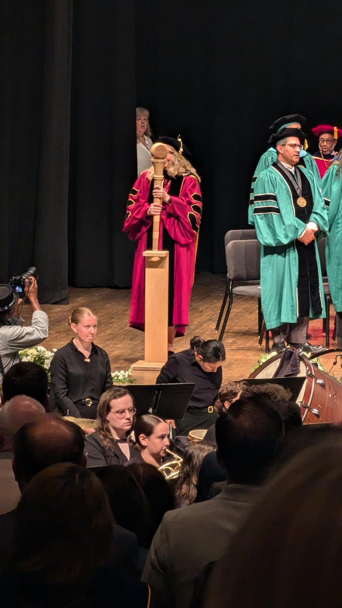 Angela Wilson tweet media