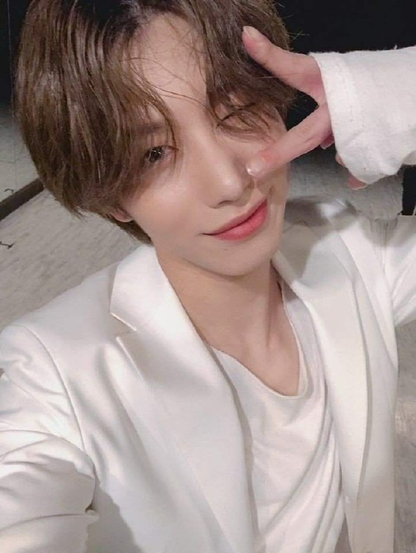 UpdateKBoys's tweet image. 🎉🎂 Hoje, o Aiden (ex- AWEEK), está completando 28 anos. Parabéns! 

Nós desejamos um feliz aniversário, muita saúde e sucesso em sua carreira! 🥳✨

HAPPY AIDEN DAY
#HAPPYAIDENDAY
#AWEEK #어위크
#AIDEN #에이든