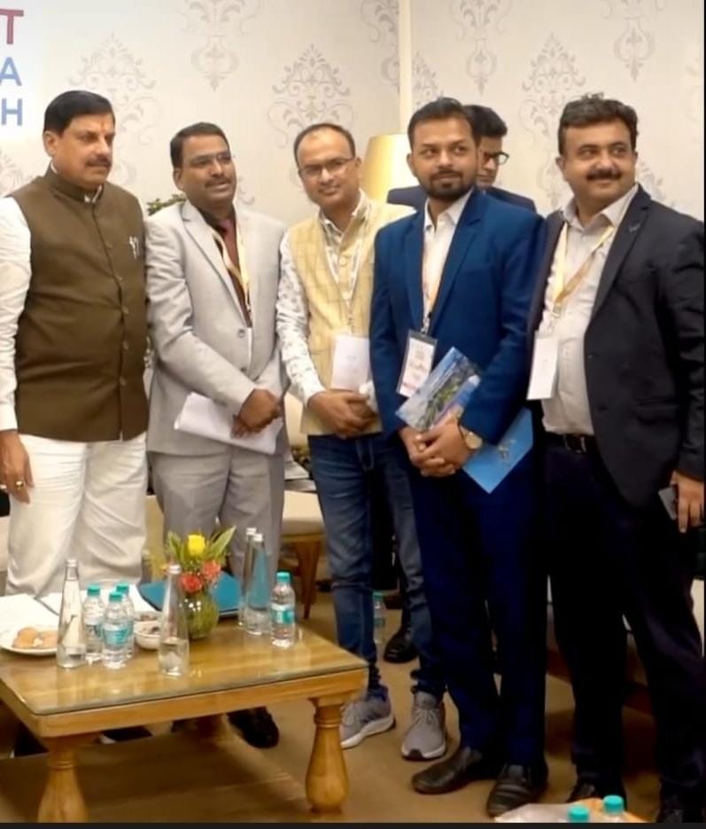 mishra_saurabh's tweet image. At the Regional Investor Conclave, DICCI along with it knowledge partner Seagull Venture&apos;s presented vision document, investment strategy, and roadmap for HCM Dr Mohan Yadav, garnering appreciation and approval during private meetings and roundtables.  #seagullventure #DICCI