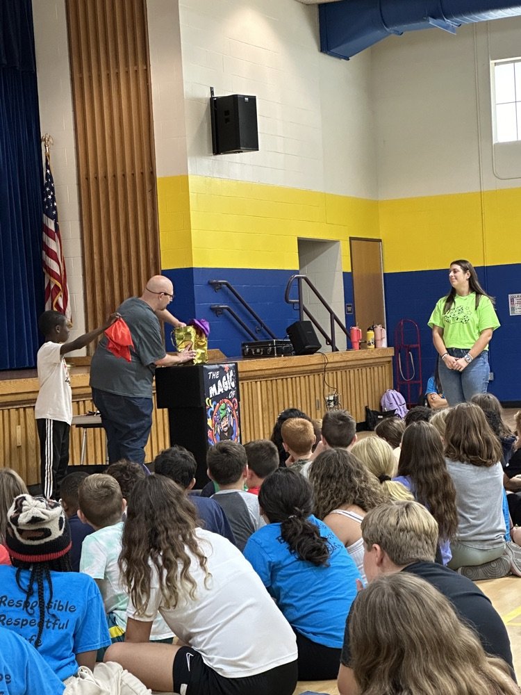Our first STARS assembly was on Friday! Students who completed their summer work earned medals, we learned that RESPECT is October's theme and we had a magic show to kick off our year of Learning is Magic! Thank you to the PTO for bringing this fun assembly to our school! 🪄💙