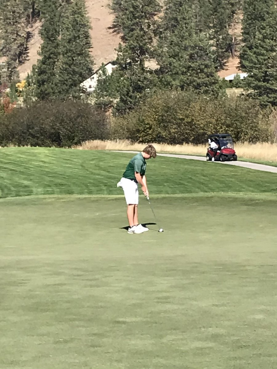 Montana Western AA Divisionals went really well in Missoula. Shot 80(+8) the first day at Larchmont Golf Course, not my best of days. Shot 69(-3) the second day to finish strong for a top 10 finish. As a team we shot -11 on the day and -10 on the tournament to win. Go Pack!!