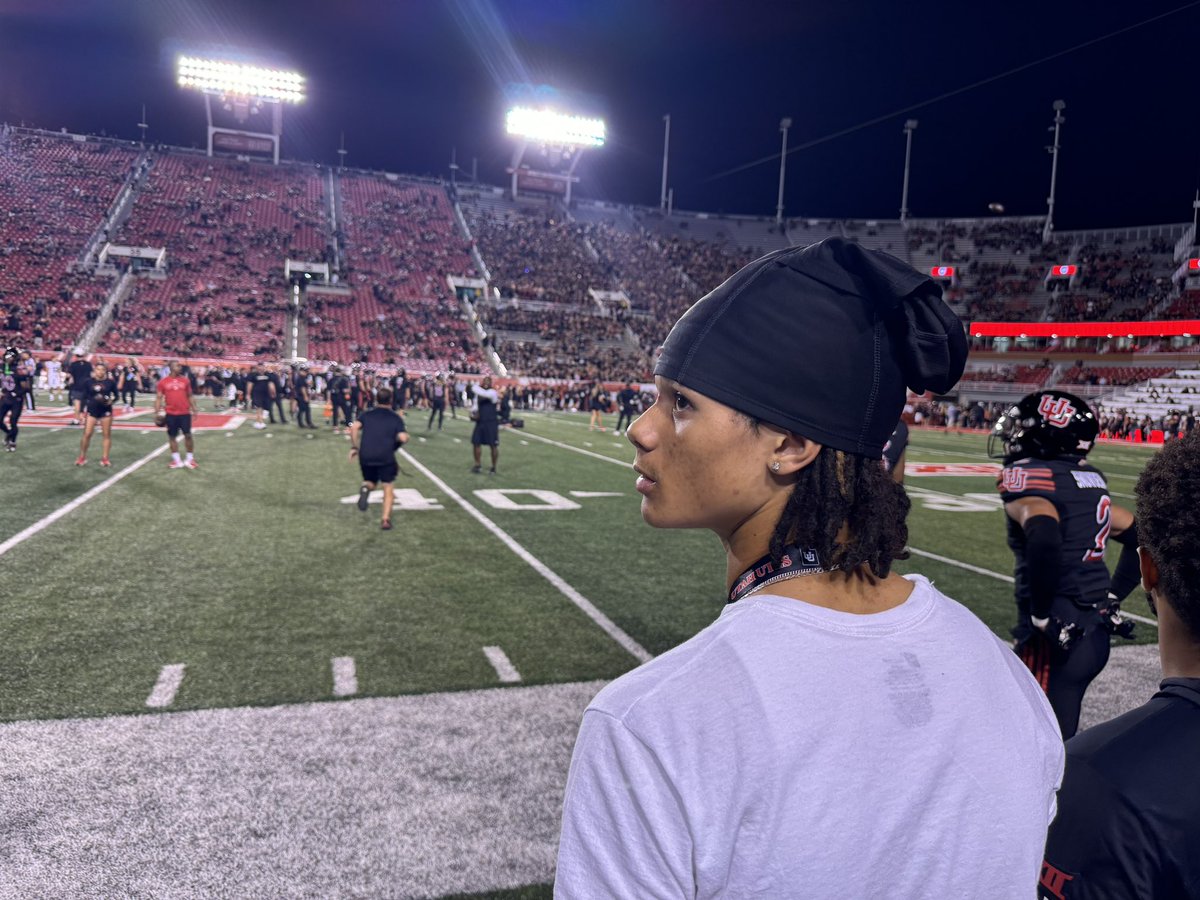 JasonStokesJr1's tweet image. Thank you @Utah_Football, @UtahCoachWhitt, @UteReef33 &amp;amp; @XGoldsmith_ for a great GameDay experience making it feel like home!
#WolfPack🐺‼️