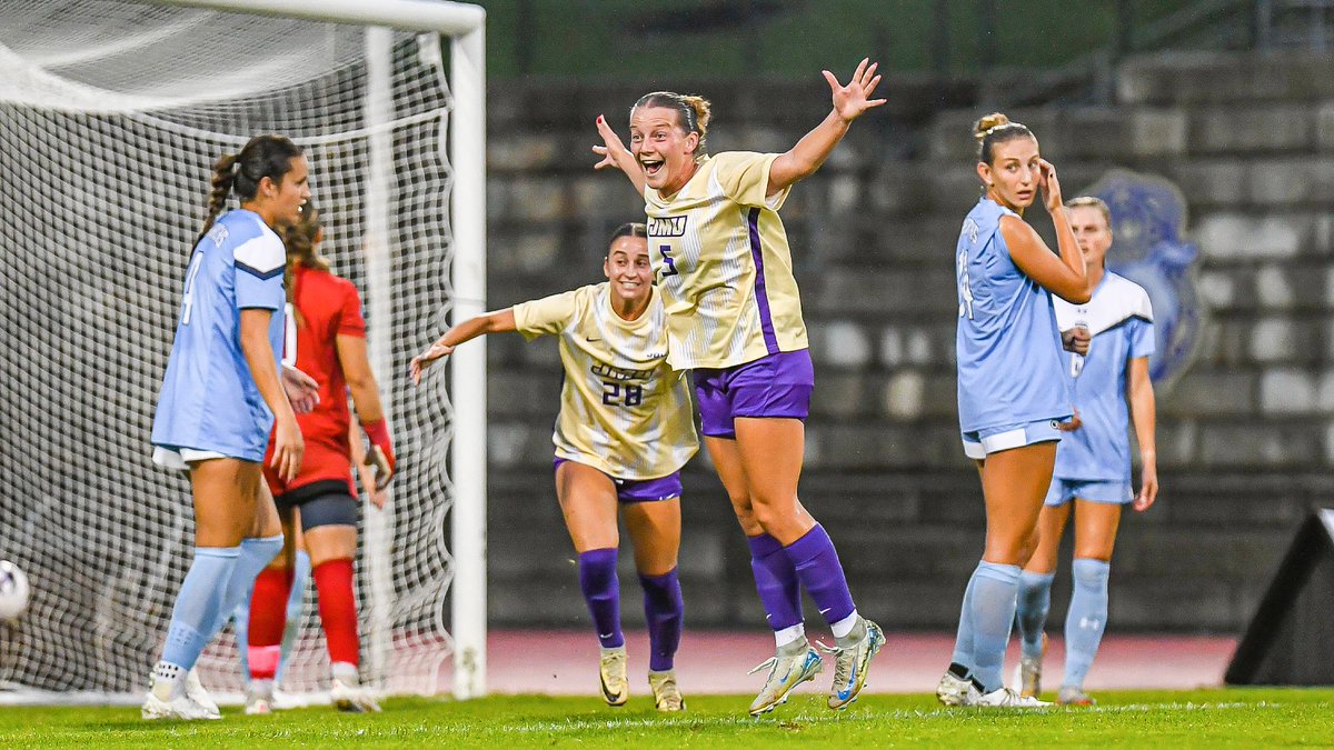JMU Takes Rivalry Challenge Over ODU, Remains Undefeated in Conference 

📰 | tinyurl.com/5n6wxd63

#GoDukes