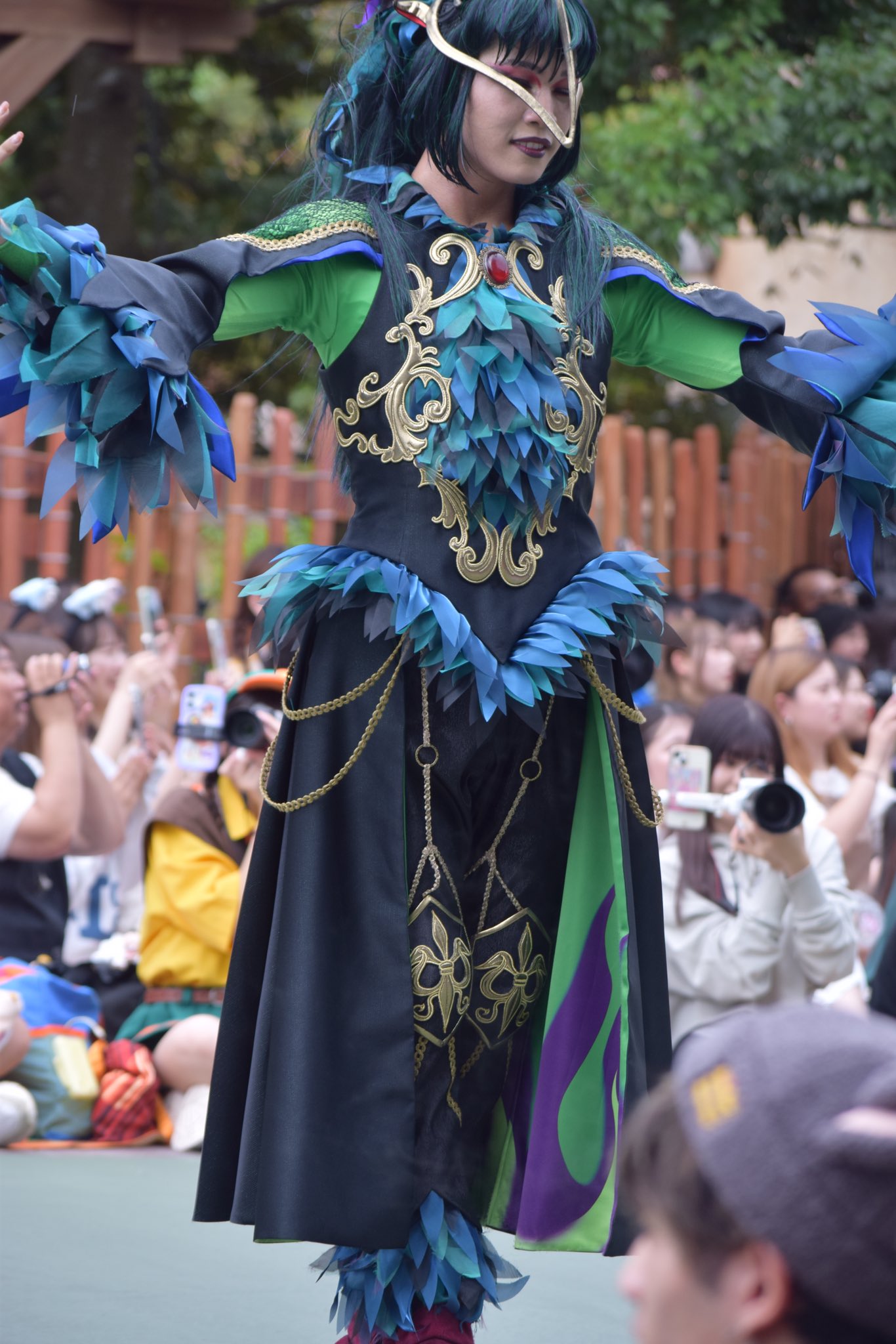 ディズニー フレンジー into the frenzy カラスダンサー 衣装仮装