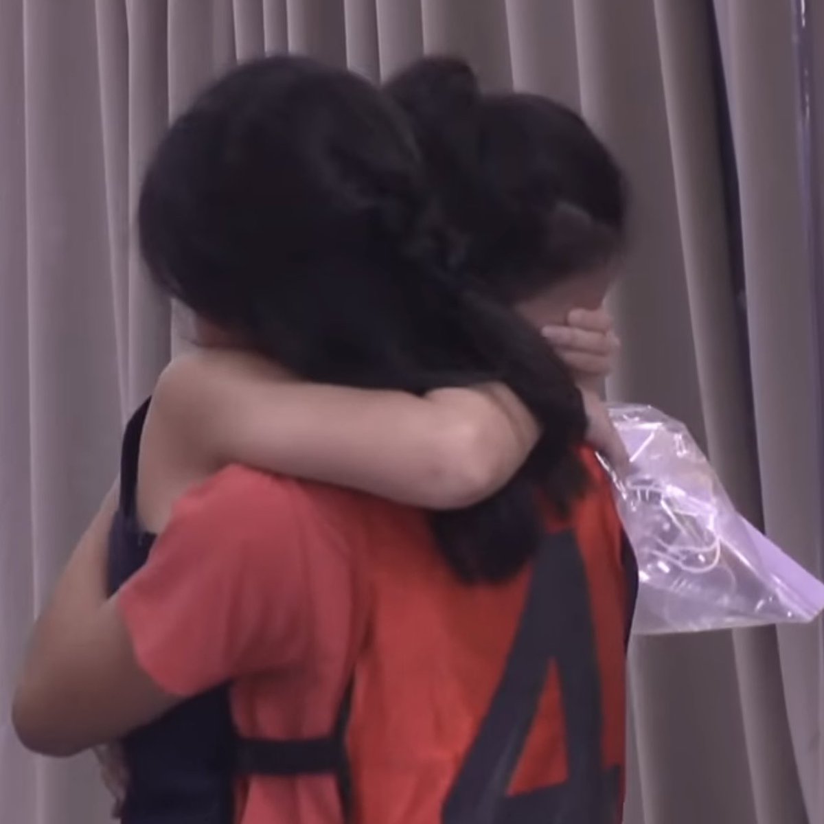 don’t you just love it how kai melts into rain’s arms? despite her being an inch taller than rain, she always finds a way to place her head on rain’s shoulders 

BBS RAIN
