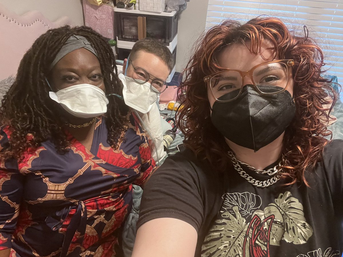 ZenMeoww's tweet image. With blessings from her dear and loving family:

I am devastated to say that our dear friend, community leader, mentor, family member, &amp;amp; renowned disability activist, @Tinu Atinuki Abayomi-Paul passed away at home on Thursday morning.

She is finally at rest and without pain.
