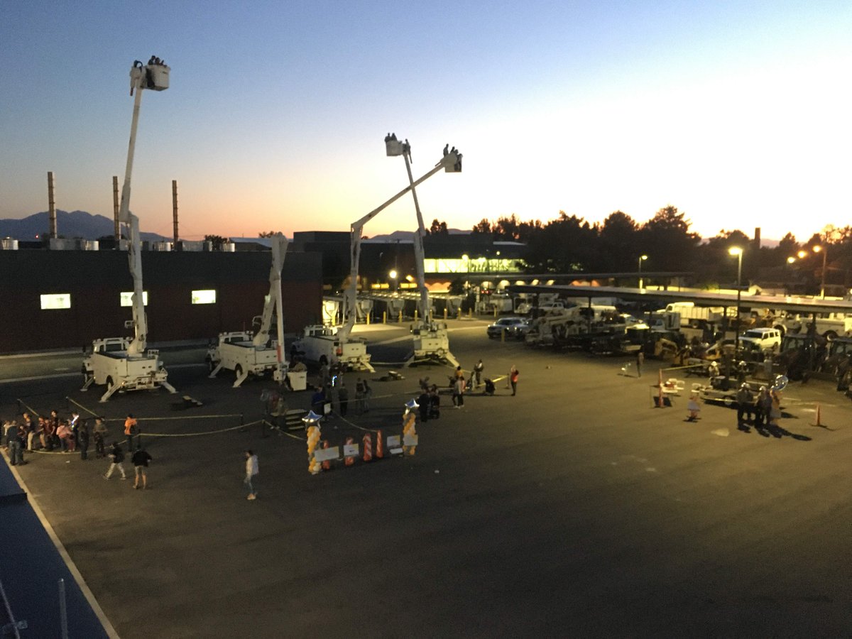 ProvoPower's tweet image. This Thursday, October 3 from 4:30-7:30pm, is our Public Power Celebration.  Come meet our great line and substation crews and learn more about what they do!  @publicpowerorg #publicpower #communitypowered #familyfun #education