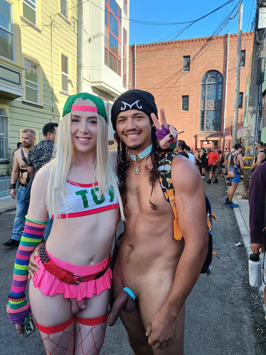 Addicted2Thumbelinað45k tweet media