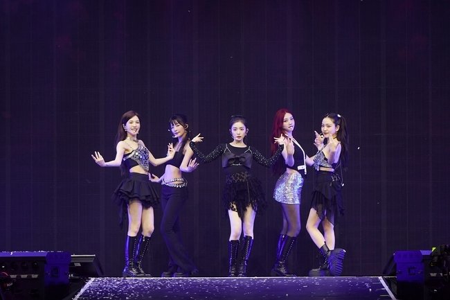 KSGUpdates's tweet photo. [PRESS] 240930 Red Velvet Successfully Wraps Up FanCon Tour

https://t.co/5oLb1XdbhM

#슬기 #SEULGI @RVsmtown https://t.co/tnmWs7ikKC