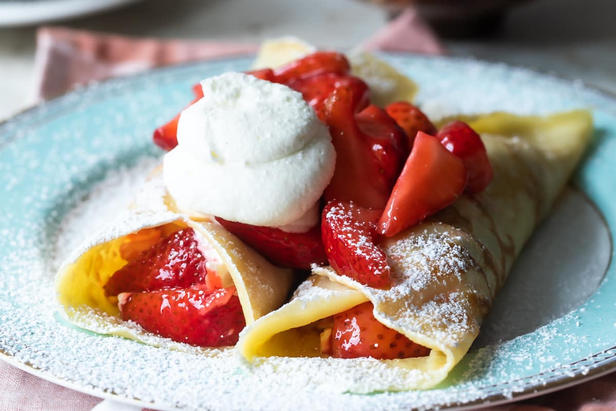 Spudshacks's tweet image. Strawberry crepe is one of my favorites.