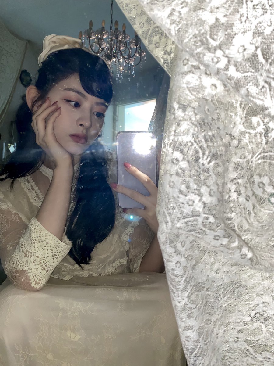 bionicastle's tweet image. Como una pr𝐢ncesa coquette llegué al #𝙳ᥱm͜͡ᦅׂnུ⃨𝓓𝗲ֹ︩︪𝕓𝚞𝘁 para animarlos en esta nueva era, la cual yo sé 𝐪ue estará llena de é𝐱itos, en este #𝟒th𓈒部ː𝐂𝚑ap𝐭ᥱr espero que puedan lo𝐠rar sus objetivos #𝒮a𝐤𝕦͠ra𓈒࣪ꫂ·𝒮ᥱa𝐬ⱺׁn.

𝚜tr𝕖et o𝑓 ╎ ❀ #𝐬tella