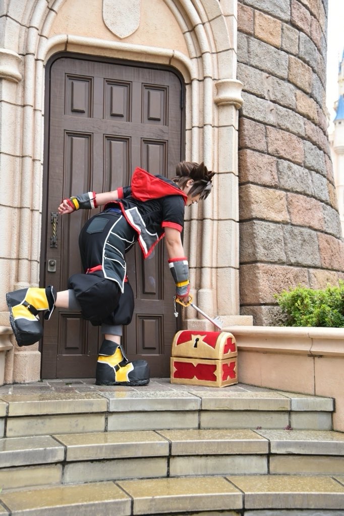 と∴き tweet media