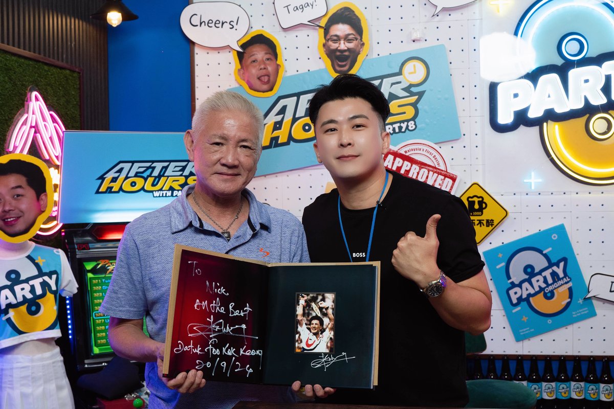 Party8my's tweet image. A huge thank you to Datuk Foo Kok Keong for joining us on last week’s AfterHour episode! 🎉 We had an amazing time, learning so much about Datuk’s incredible history, and we are beyond grateful for his autobiographies books! 

#Party8 #HangoverRecovery #VitaminStick
