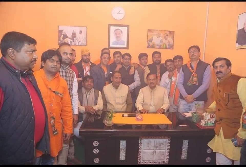 सरल-सहज व्यक्तित्व के धनी, मृदुभाषी एवम हम सबके प्रिय गौतमबुद्ध नगर के लोकप्रिय सांसद आदरणीय <a href="/dr_maheshsharma/">Dr. Mahesh Sharma</a> जी को जन्मदिन की हार्दिक बधाई एवं शुभकामनाएँ।
महादेव से आपके उत्तम स्वास्थ्य एवं दीर्घायु की कामना करता हूँ।🎂💐🤝