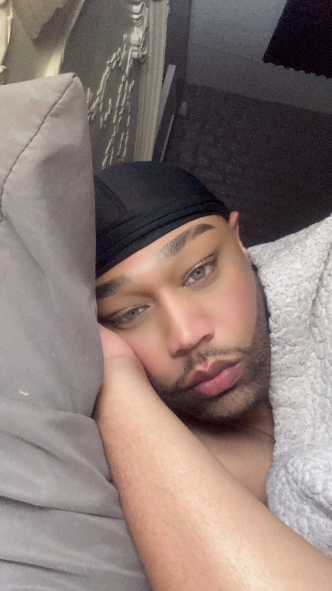 modelsewell's tweet image. It’s been a long stressful week but Monday is a new start!!! 💯🧡 Good night 💤😴🌙😘